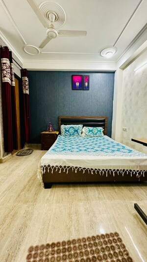 Bedroom in 2 BHK Builder Floor at Kishangarh – for Rent