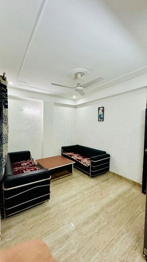 Bedroom in 2 BHK Builder Floor at Kishangarh – for Rent