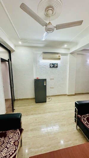 2 BHK Builder Floor For Rent in Kishangarh