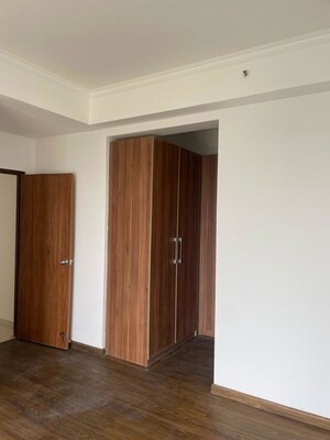 Room in 3.5 BHK Apartment at 3C Lotus Panache, Sector 110 – for Rent