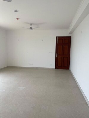 Room in 3.5 BHK Apartment at 3C Lotus Panache, Sector 110 – for Rent