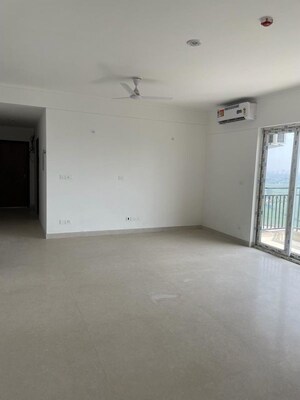 Room in 3.5 BHK Apartment at 3C Lotus Panache, Sector 110 – for Rent