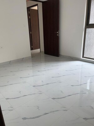 Room in 2 BHK Apartment at Raymond Ten X Habitat, Pokhran Road No Two – for Rent
