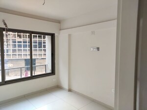 Room in 3 BHK Apartment at Vastrapur – for Rent
