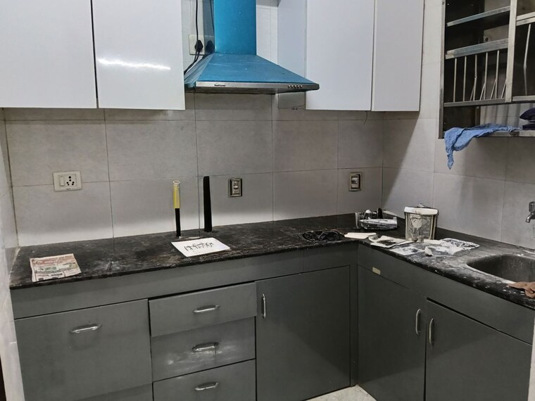 Kitchen, sector 23 2.5 Bedroom 1350 Sq.Ft. Villa In Sector 23 Gurgaon 10412287