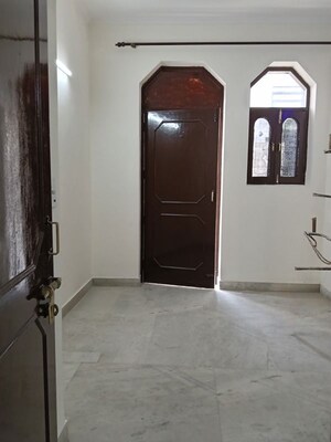 Building Lobby in 2.5 BHK Villa at Sector 23 – for Rent