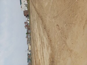  Plot For Sale in Karnera Village