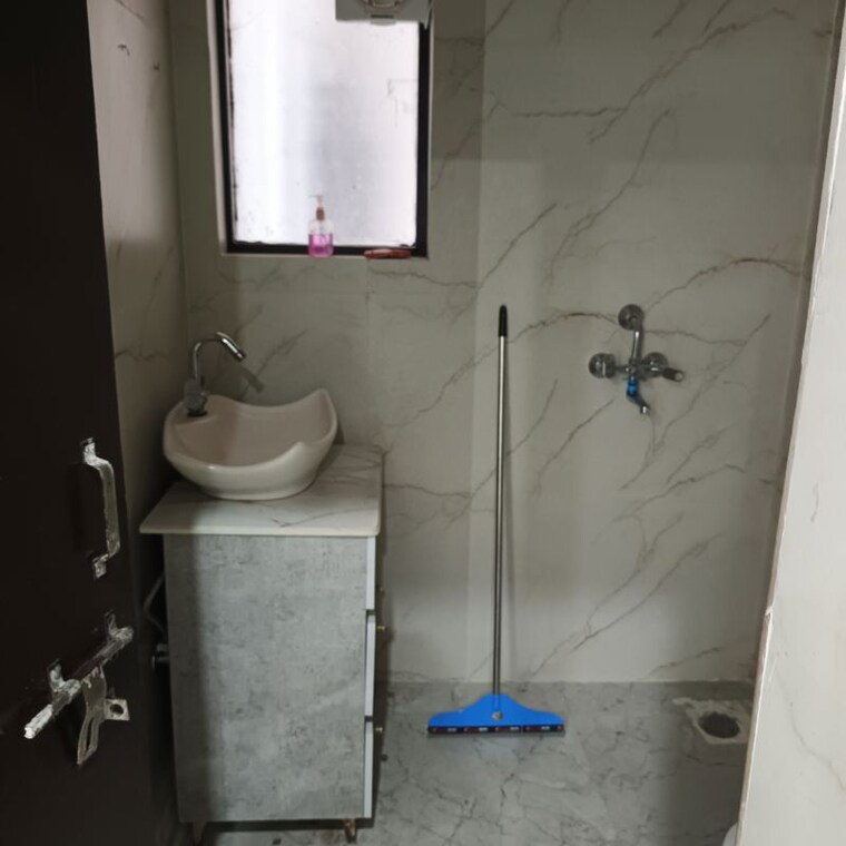 Bathroom, amolik-sankalp 3 Bedroom 645 Sq.Ft. Apartment In Sector 85 Faridabad 10412348
