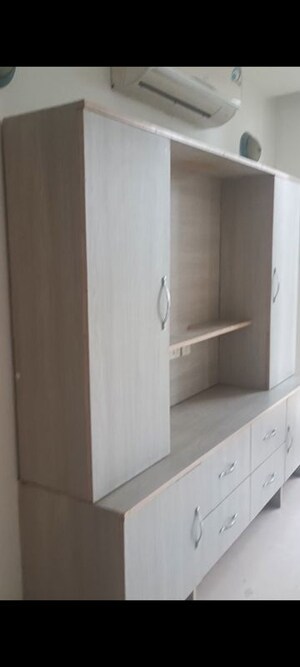 Room in 3 BHK Apartment at Puri Diplomatic Greens Phase I, Sector 111 – for Rent
