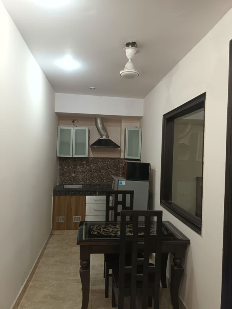 Dining area, sector 46 1 RK 250 Sq.Ft. Builder Floor In Sector 46 Gurgaon 10412326