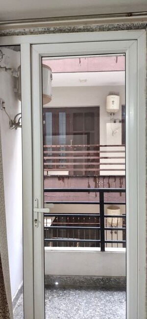 Balcony in 1 RK Builder Floor at Sector 46 – for Rent