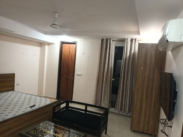 Bedroom, sector 46 1 RK 250 Sq.Ft. Builder Floor In Sector 46 Gurgaon 10412326