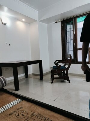 Gym in 3 BHK Apartment at Vasant Kunj – for Rent