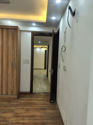 Building Lobby in 3 BHK Builder Floor at Malviya Nagar – for Rent