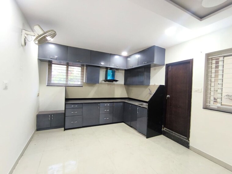 Kitchen, praneeth-pranav-leaf 3 Bedroom 1700 Sq.Ft. Villa In Mallampet Hyderabad 10412430