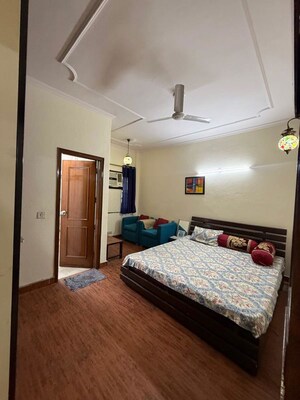 Bedroom in 2 BHK Builder Floor at Kalkaji – for Rent
