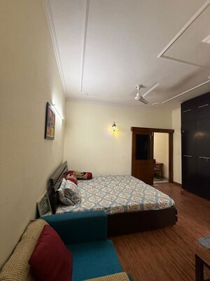 Bedroom in 2 BHK Builder Floor at Kalkaji – for Rent