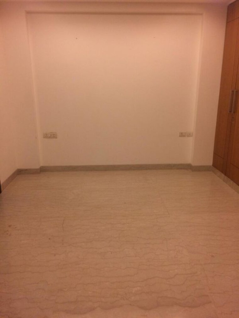 Room, hauz khas enclave 4 Bedroom 500 Sq.Yd. Builder Floor In Hauz Khas Enclave Delhi 10412461