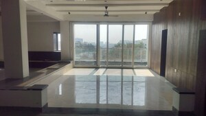Room in 4 BHK Builder Floor at Jubilee Hills – for Sale