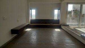 Room in 4 BHK Builder Floor at Jubilee Hills – for Sale
