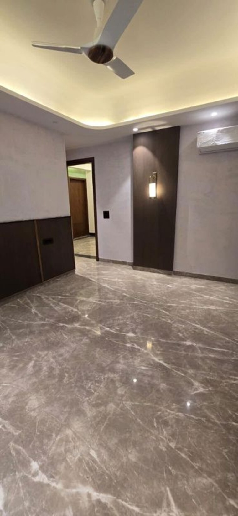 Room, nirvana country 4 Bedroom 3600 Sq.Ft. Builder Floor In Nirvana Country Gurgaon 10412467