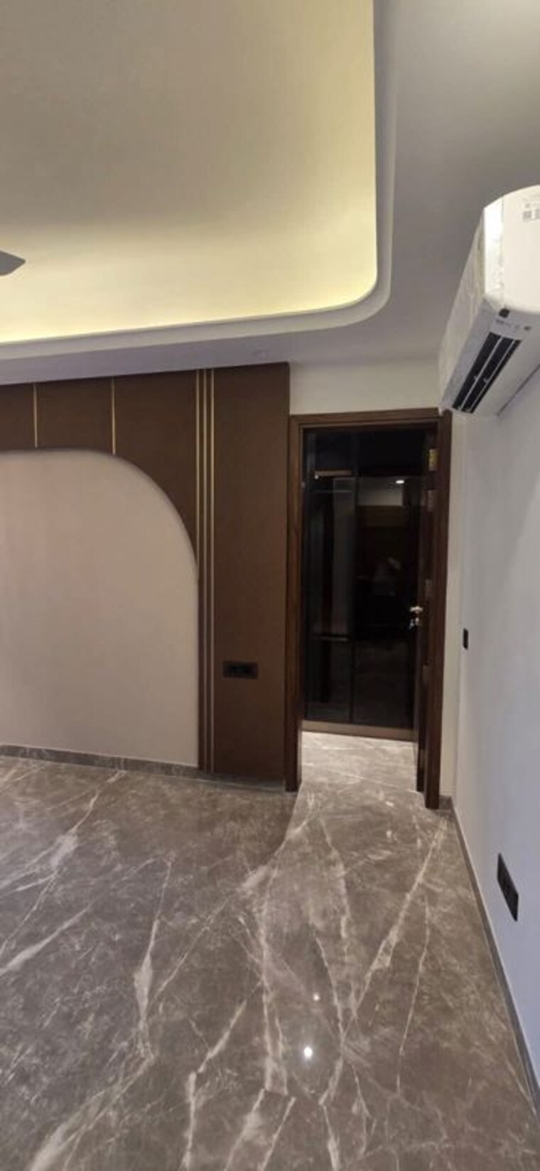 Room, nirvana country 4 Bedroom 3600 Sq.Ft. Builder Floor In Nirvana Country Gurgaon 10412467