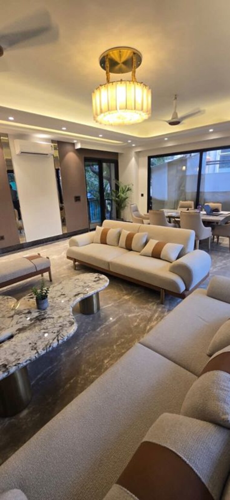 Living Room, nirvana country 4 Bedroom 3600 Sq.Ft. Builder Floor In Nirvana Country Gurgaon 10412467