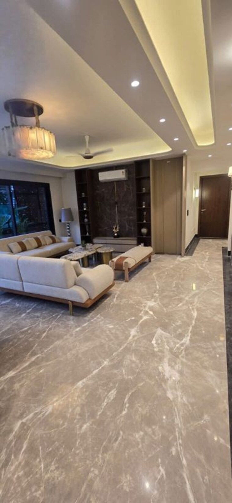 Living Room, nirvana country 4 Bedroom 3600 Sq.Ft. Builder Floor In Nirvana Country Gurgaon 10412467