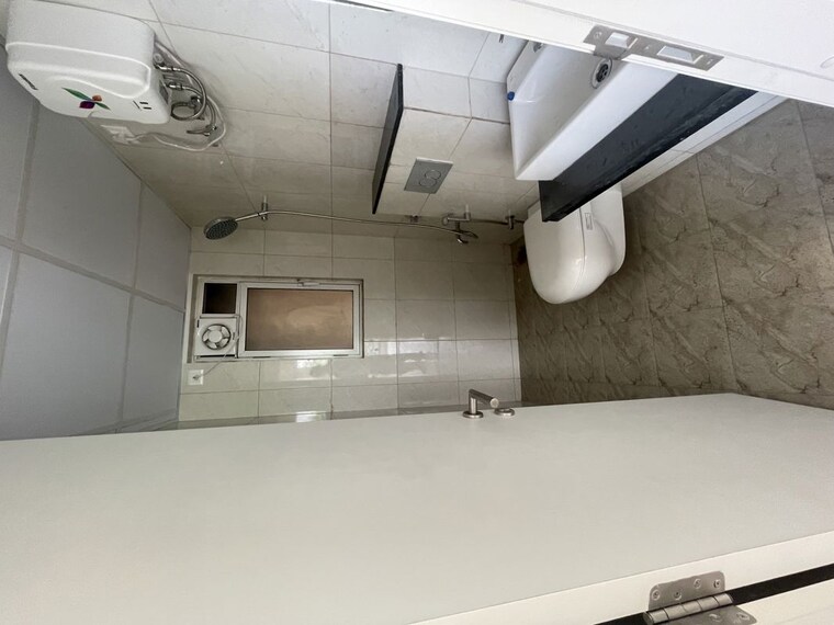 Bathroom, godrej-park-greens 2.5 Bedroom 810 Sq.Ft. Apartment In Mamurdi Pune 10412169