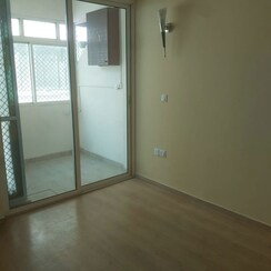 2 BHK Apartment For Rent in Pyramid Square 67A
