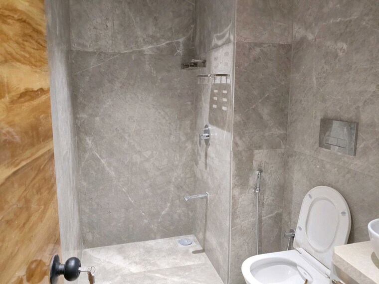 Bathroom, lodha-the-world-towers-world-one-tier-2 4 Bedroom 2133 Sq.Ft. Apartment In Worli Mumbai 10412484