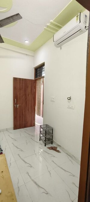 Furnished Amenities in 2 BHK Independent House at Maulviganj – for Rent