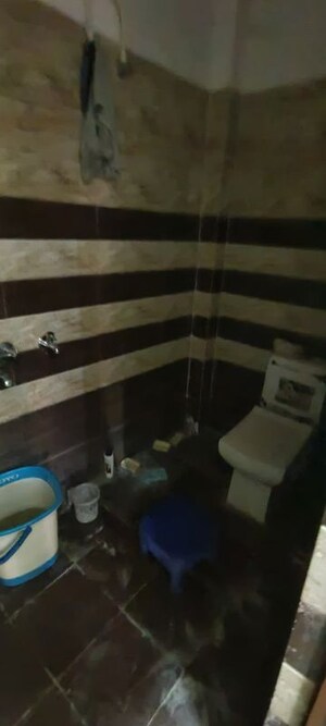 Furnished Amenities in 2 BHK Independent House at Maulviganj – for Rent