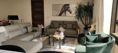 4 BHK + Servant Room,Study Room Apartment For Sale in Lodha Trump Tower