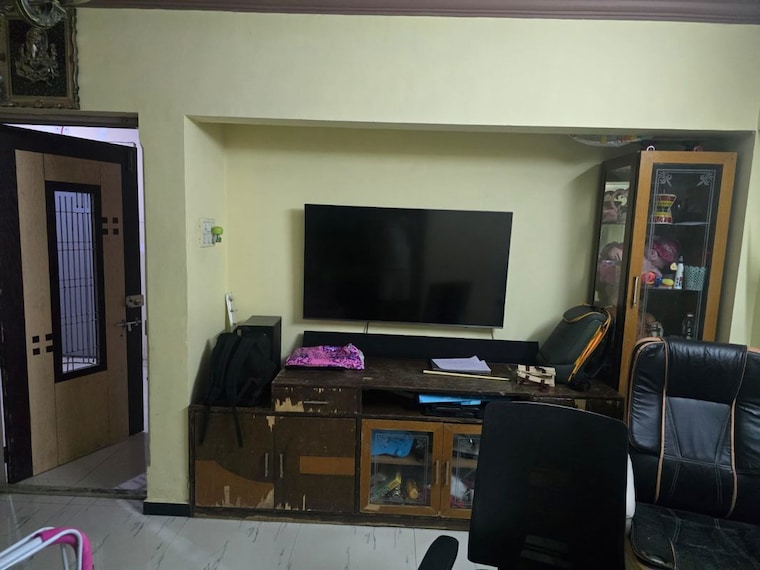Living Room, cosmos-heritage 2 Bedroom 842 Sq.Ft. Apartment In Manpada Thane 10412514