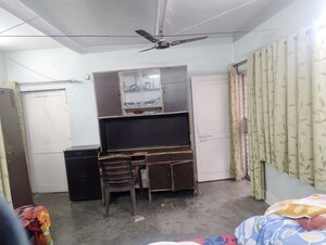 Living Room in 2.5 BHK Builder Floor at Rohini Sector 5 – for Sale