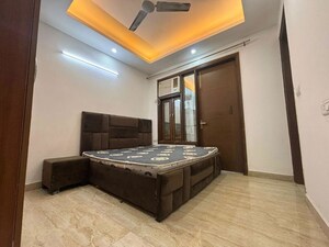 Bedroom in 2 BHK Apartment at Saket – for Rent