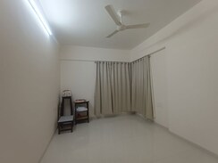 2 BHK + Pooja Room,Servant Room Apartment For Sale in Shree Krishna One Uttam