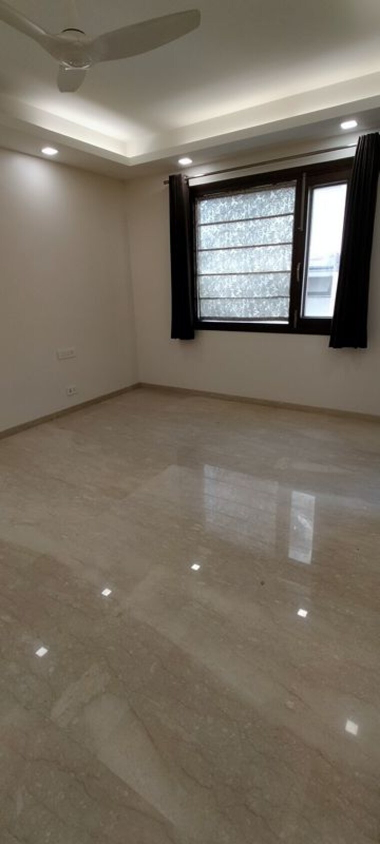 Room, gulmohar park 3 Bedroom 200 Sq.Yd. Builder Floor In Gulmohar Park Delhi 10412563