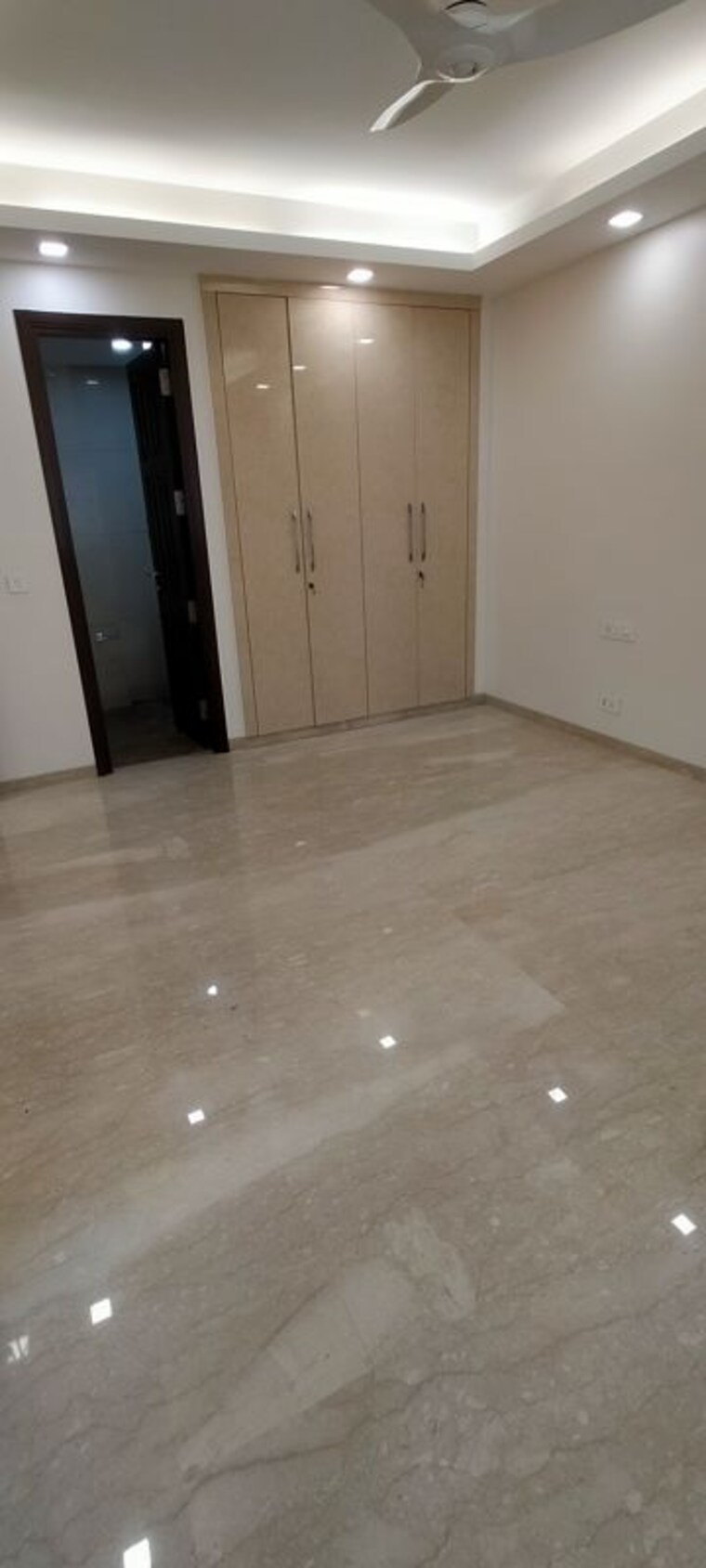 Room, gulmohar park 3 Bedroom 200 Sq.Yd. Builder Floor In Gulmohar Park Delhi 10412563
