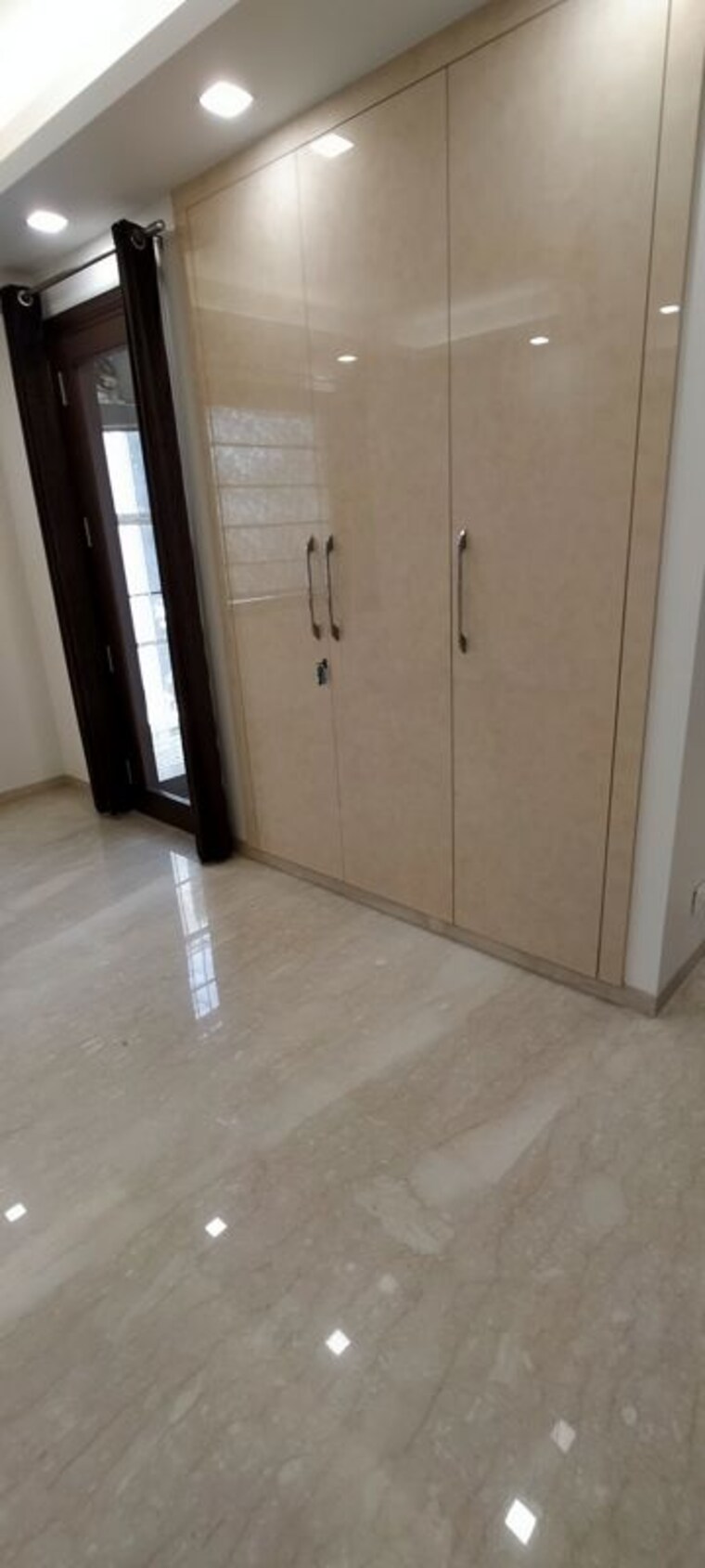 Room, gulmohar park 3 Bedroom 200 Sq.Yd. Builder Floor In Gulmohar Park Delhi 10412563