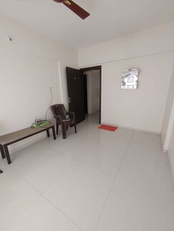 3 BHK + Servant Room Apartment For Rent in Welwoath Tinseltown