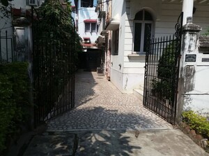 Parking in 5 BHK Villa at Bidhannagar – for Sale
