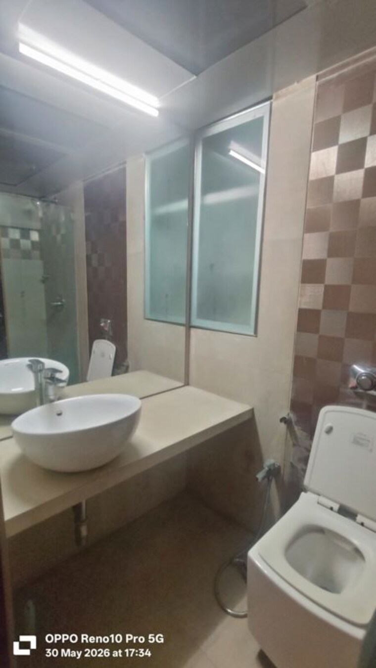 Attached Bathroom, hiranandani-garden-eden-iii 2 Bedroom 1050 Sq.Ft. Apartment In Powai Mumbai 10412593