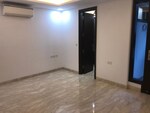 3 BHK + Servant Room 425 Sq.Yd. Builder Floor in Gulmohar Park