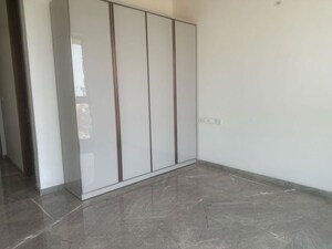 Room in 4 BHK Apartment at Prestige Jasdan Classic, Mahalaxmi – for Sale