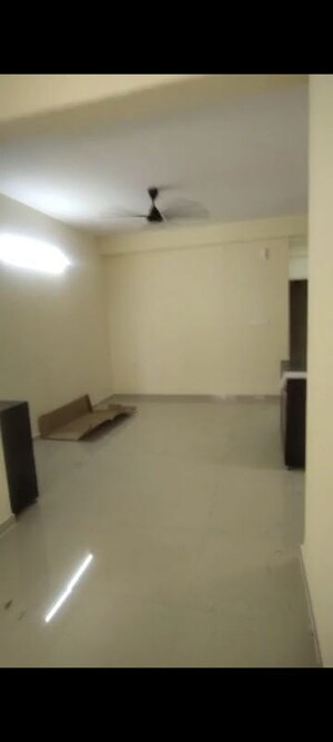 2 BHK Apartment For Rent in Pyramid Midtown, Sector 59