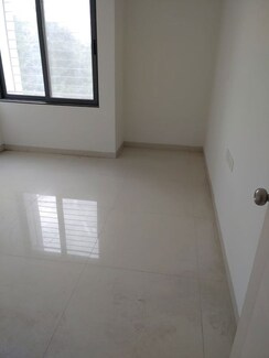 3 BHK + Servant Room Apartment For Rent in Rohan Madhuban
