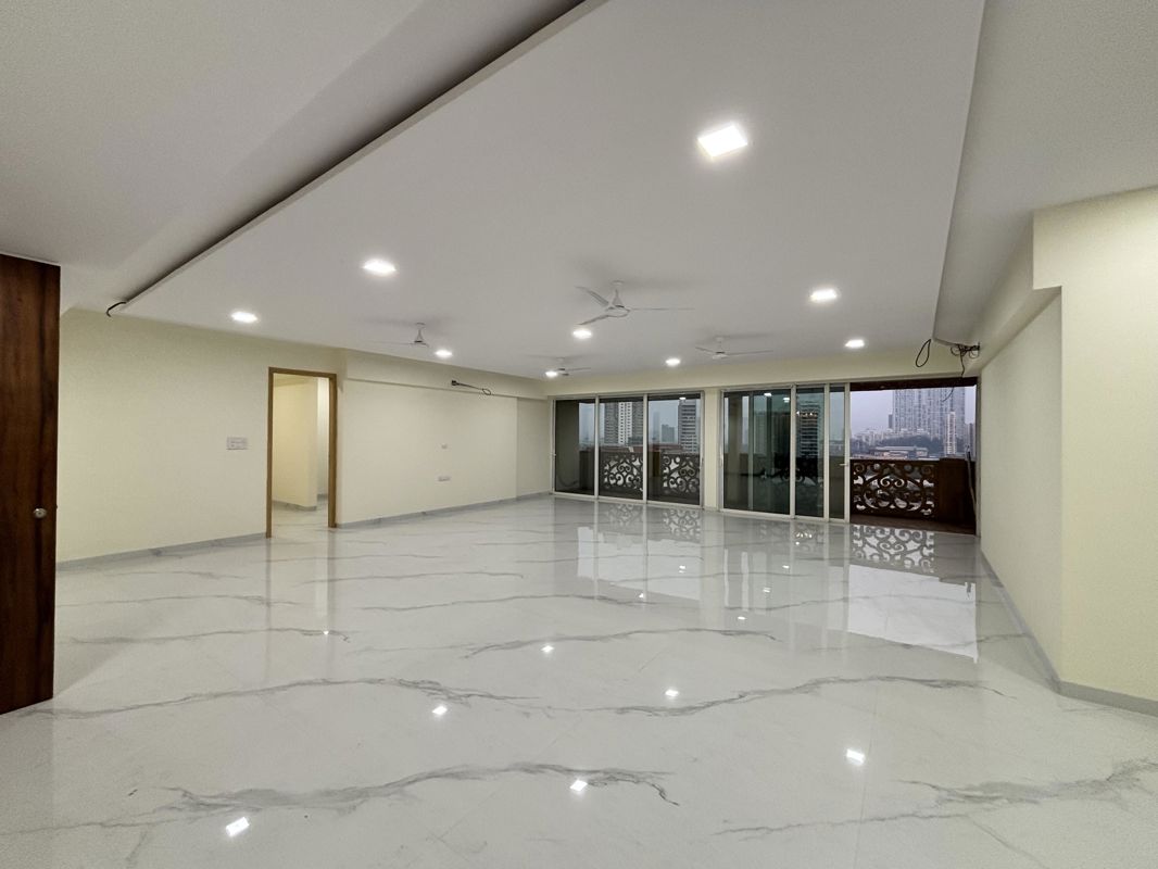 4 BHK + Servant Room,Study Room 2650 Sq.Ft. Apartment in Prabhadevi CHS