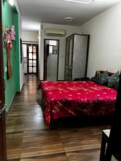 1 RkBuilder Floor For Rent in Sector 45
